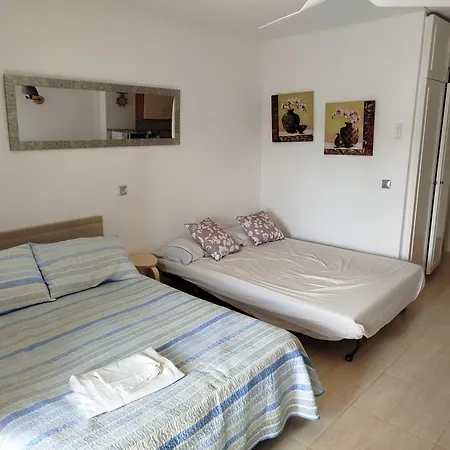 Estudio 629 En Edificio Minerva - *